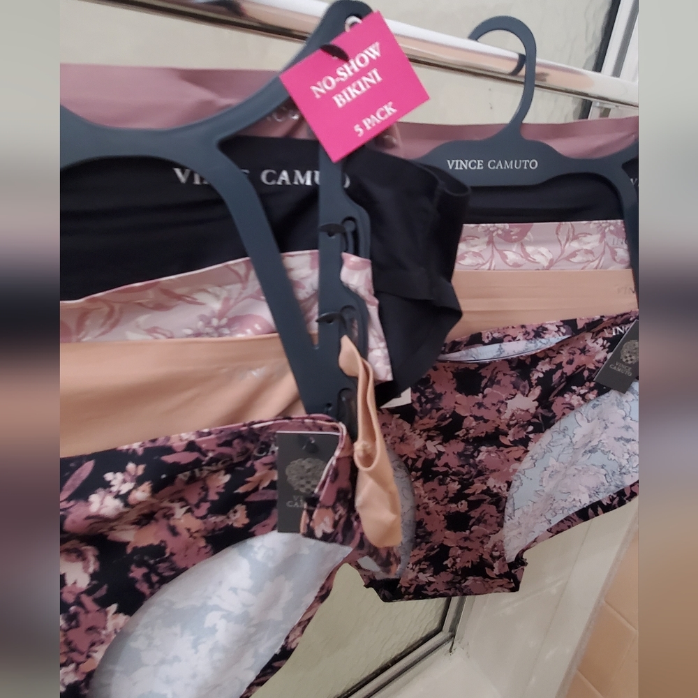 NWT Vince Camuto 5PK Multicolored No Show Bikinis; Sz M & L, $45 Each. - Picture 3 of 11